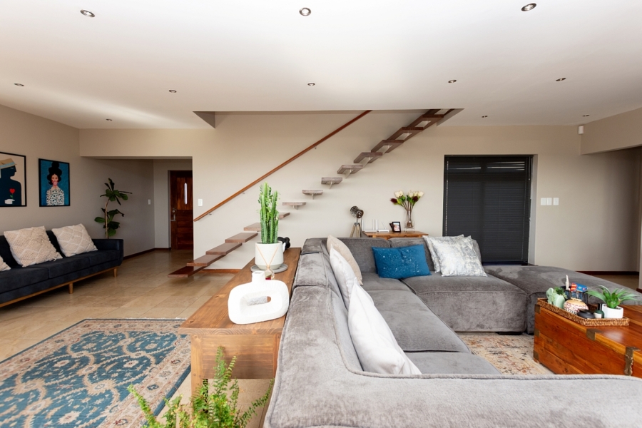5 Bedroom Property for Sale in Myburgh Park Western Cape